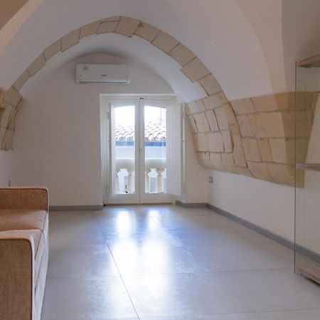 Dimora Barocca Luxury Suites レッチェ エクステリア 写真