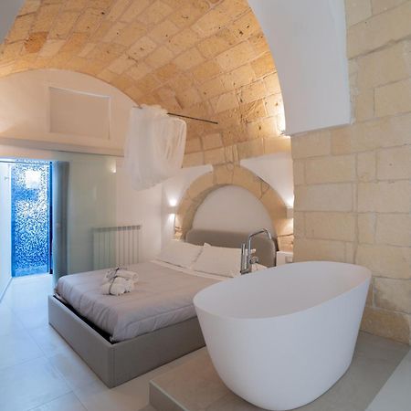 Dimora Barocca Luxury Suites レッチェ エクステリア 写真