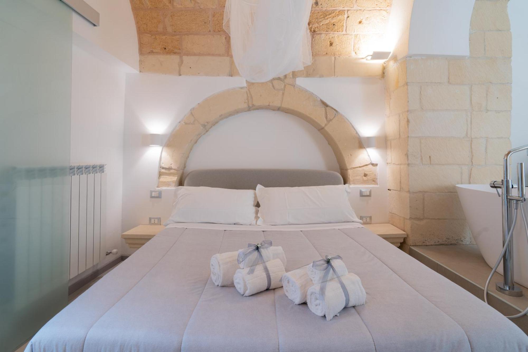 Dimora Barocca Luxury Suites レッチェ エクステリア 写真