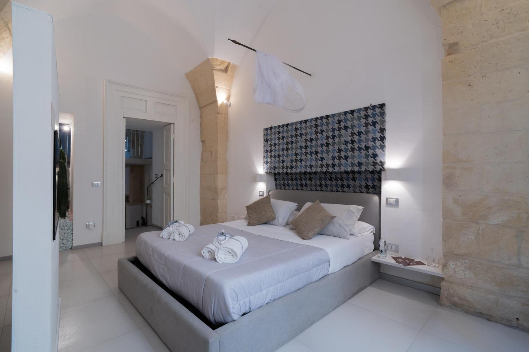 Dimora Barocca Luxury Suites レッチェ エクステリア 写真