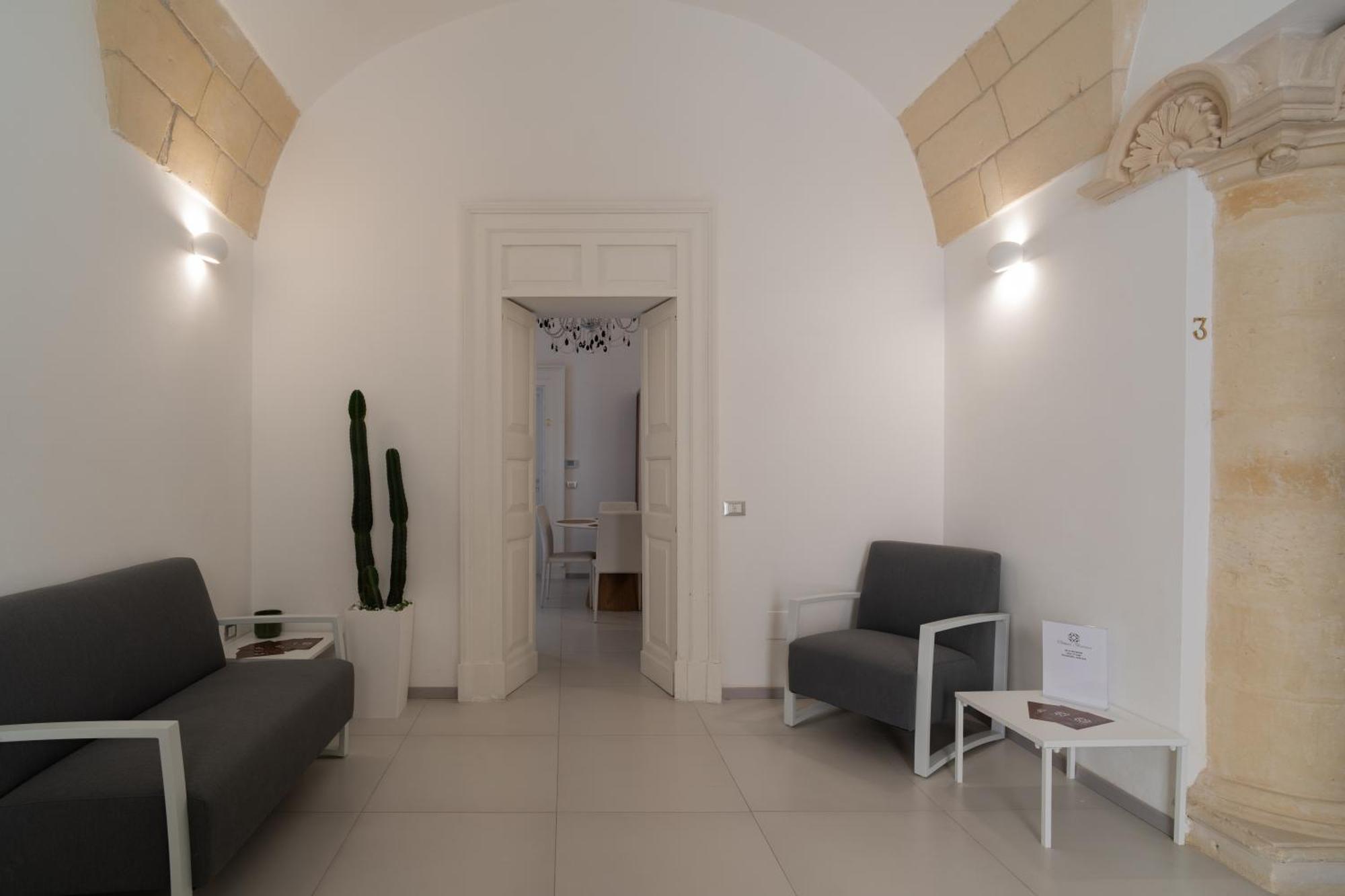 Dimora Barocca Luxury Suites レッチェ エクステリア 写真