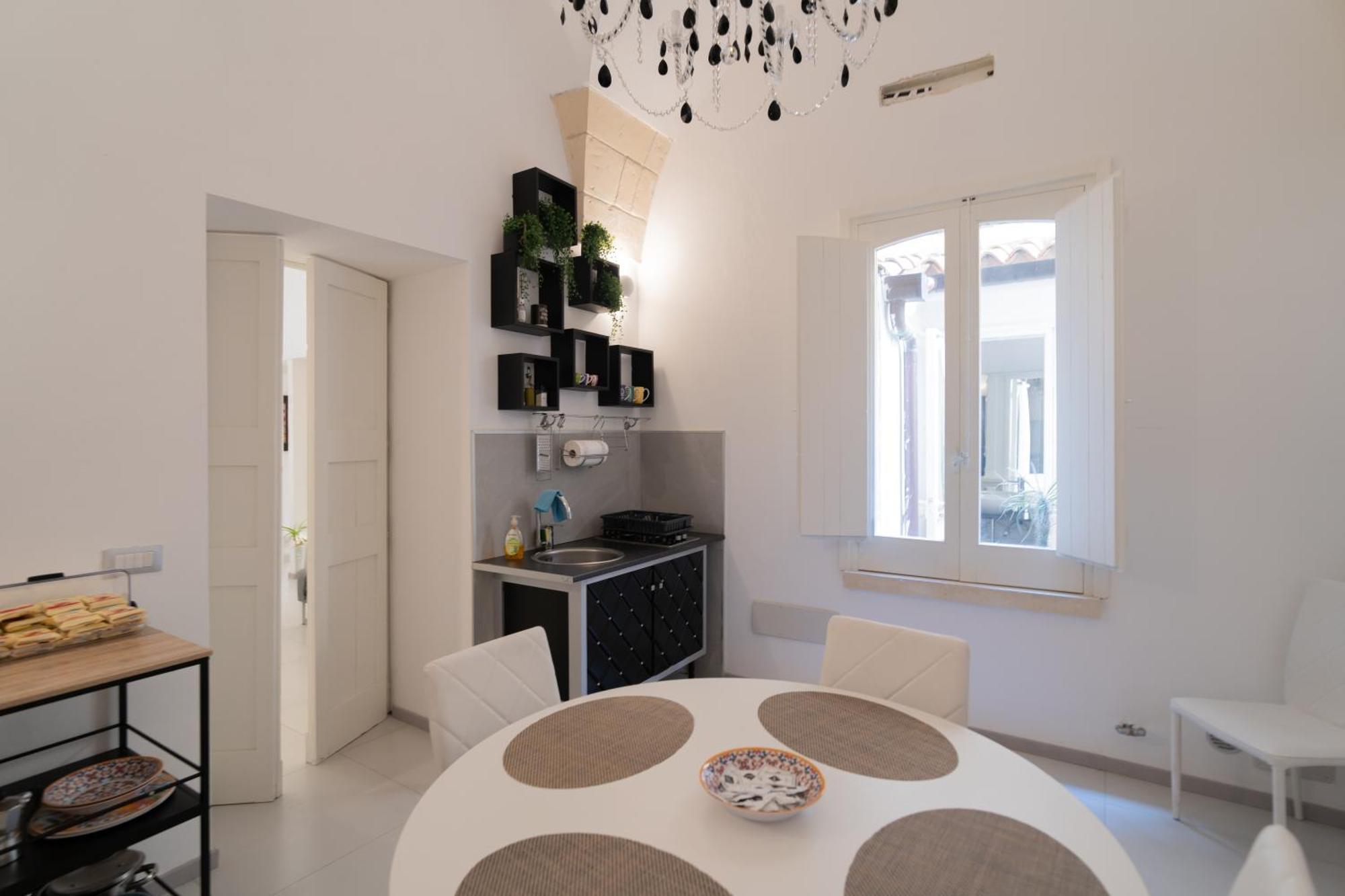 Dimora Barocca Luxury Suites レッチェ エクステリア 写真